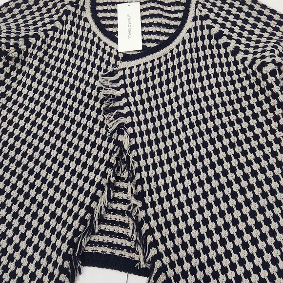 Gerard Darel Navy and White Patterned Cardigan Size 1 - Picture 5 of 15